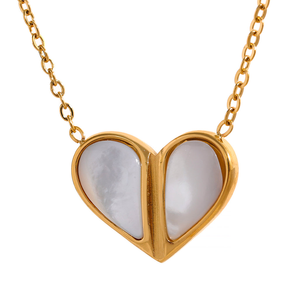 Amor Necklace