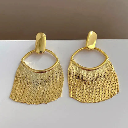 Aelia Earrings in Gold